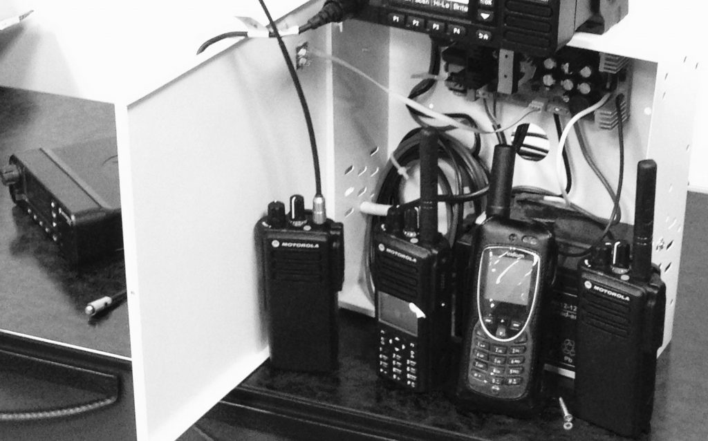 khazan radios_opsz